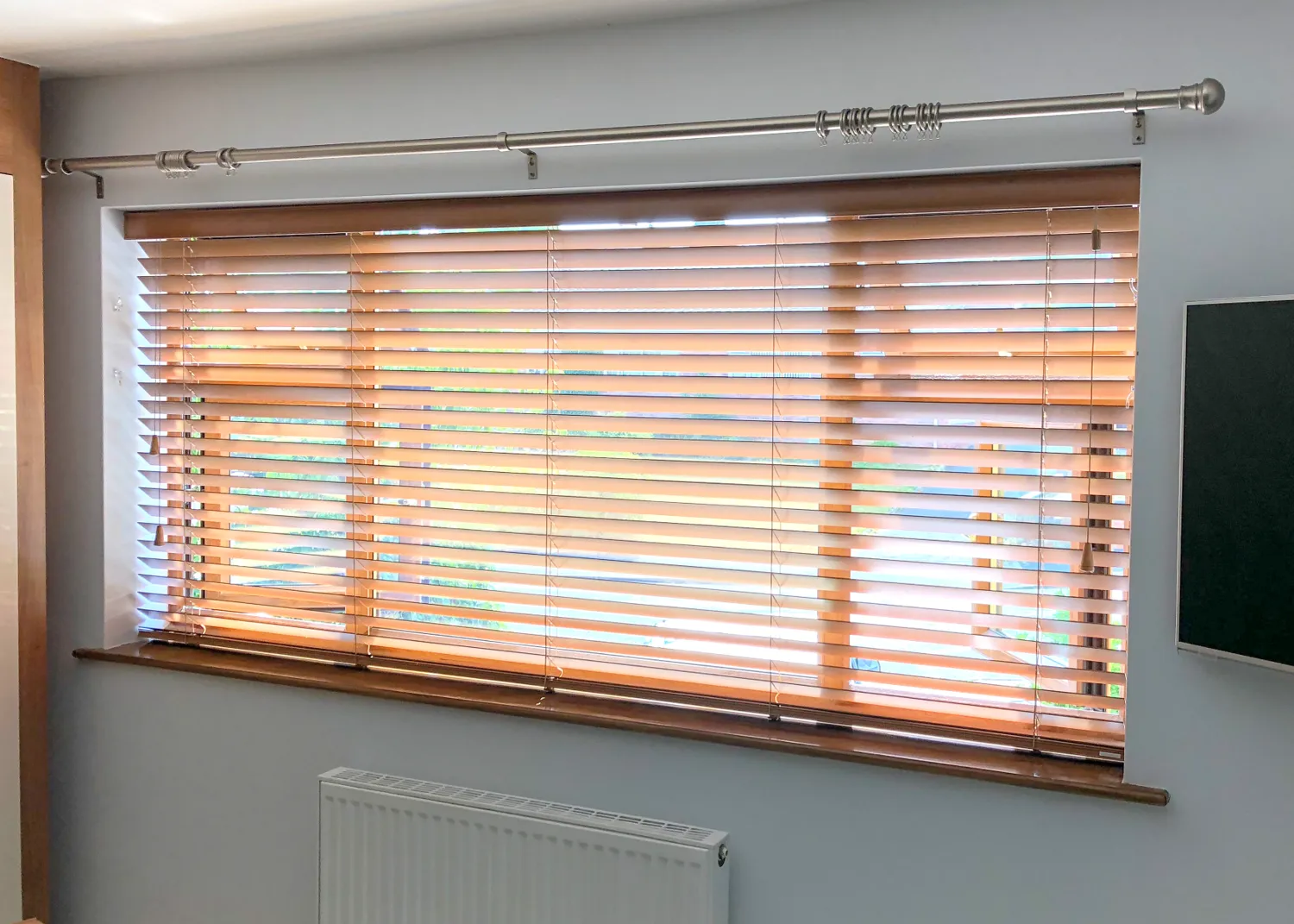 Made-to-measure blinds for homes in Meldreth — detail